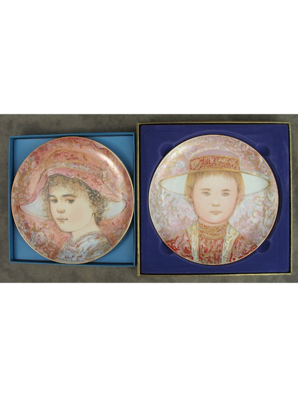 2 Edna Hibel Porcelain Plates Tribute to All Children Giselle Gerard COA